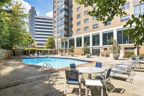 Villa Atl Downtown 2Br King Bed Free Parking Lm1908 Atlanta Exterior foto